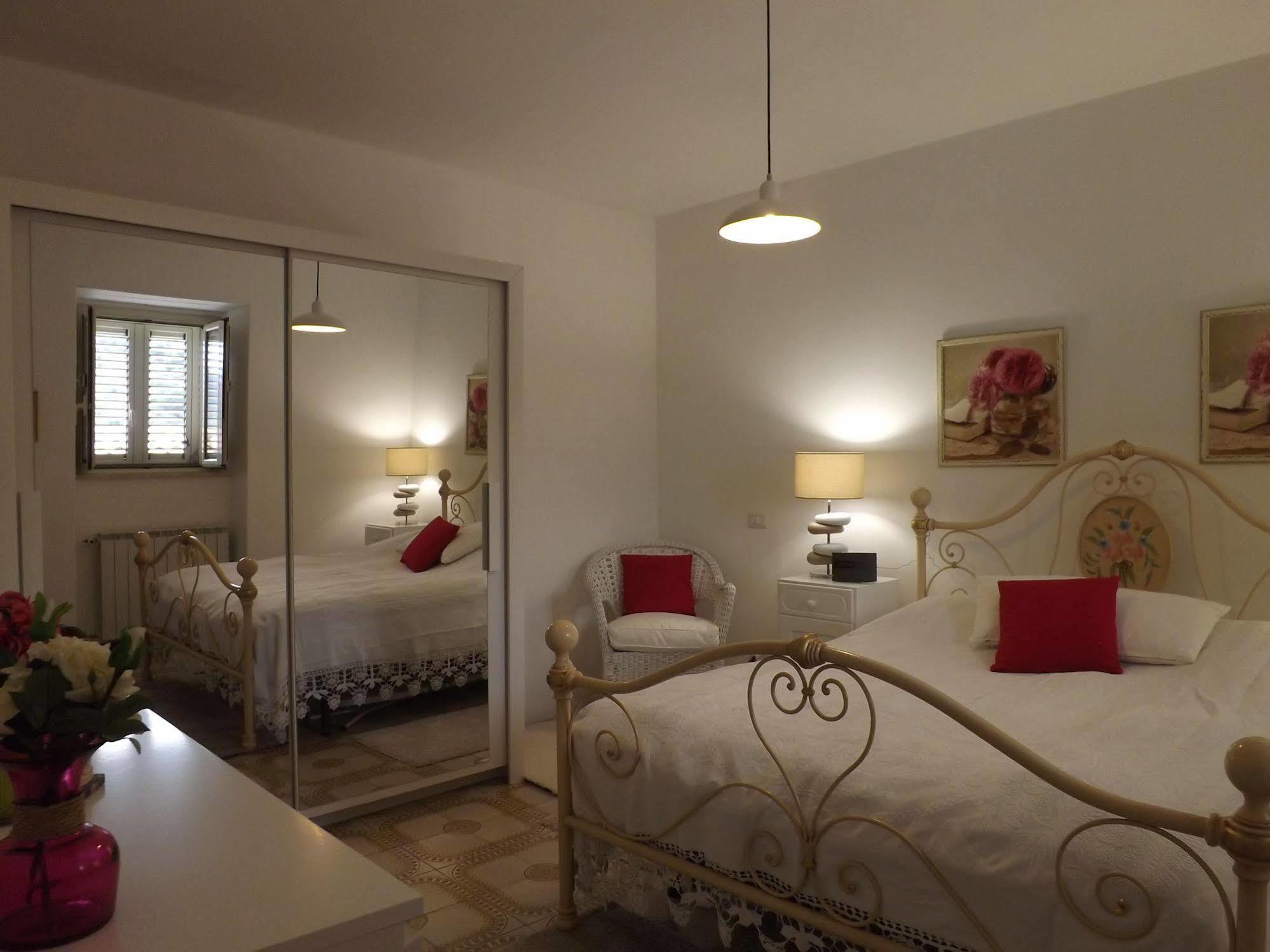 Albergo Diffuso Borgo Gallodoro エクステリア 写真