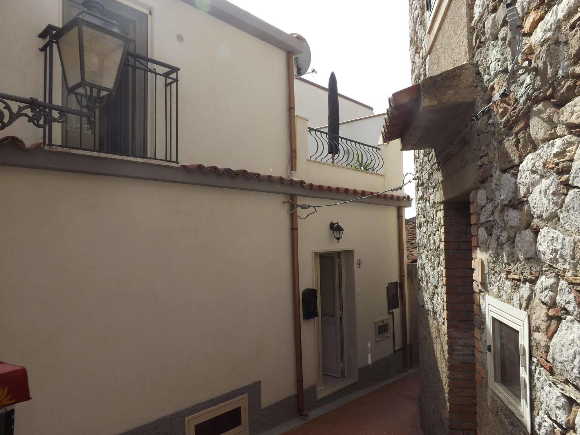 Albergo Diffuso Borgo Gallodoro エクステリア 写真